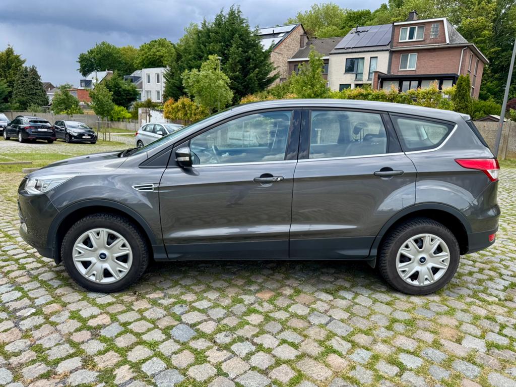 Ford Kuga 1.5i 1r Main Carnet Ford a jours Euro6b, Autos, Ford, Achat, Entreprise, Boîte manuelle, 5 places