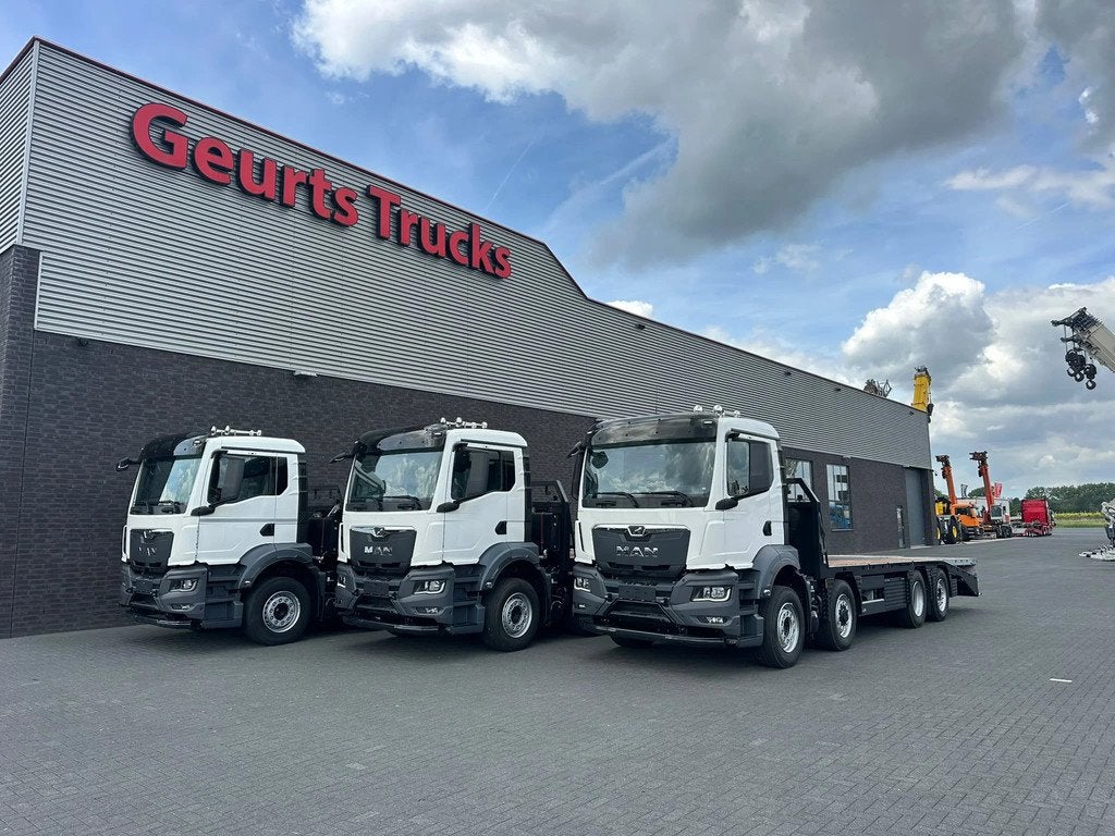 MAN TGS 35.520 8X2 OPRIJWAGEN/MACHINE TRANSPORTER/PLATEAU/, Auto's, Vrachtwagens, Achteruitrijcamera, Airbags, Airconditioning