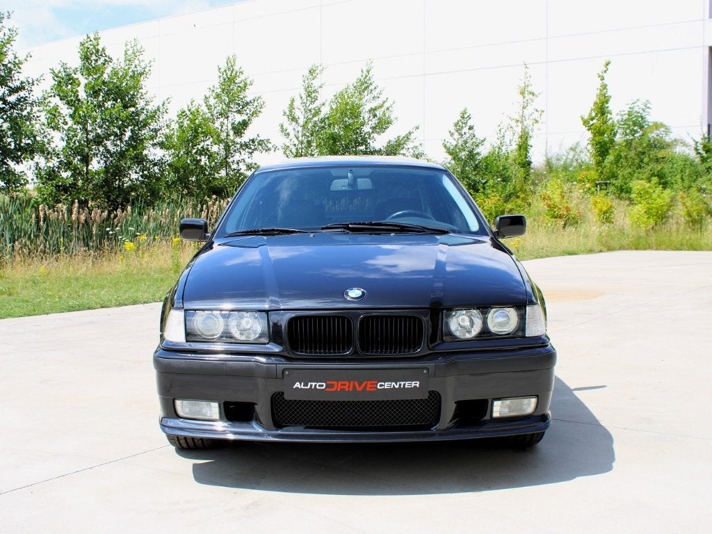 ✅ Voiture classique Bmw 323i E36 * Pack M * Jantes M *, Autos, Cuir, Achat, 4 portes, Entreprise