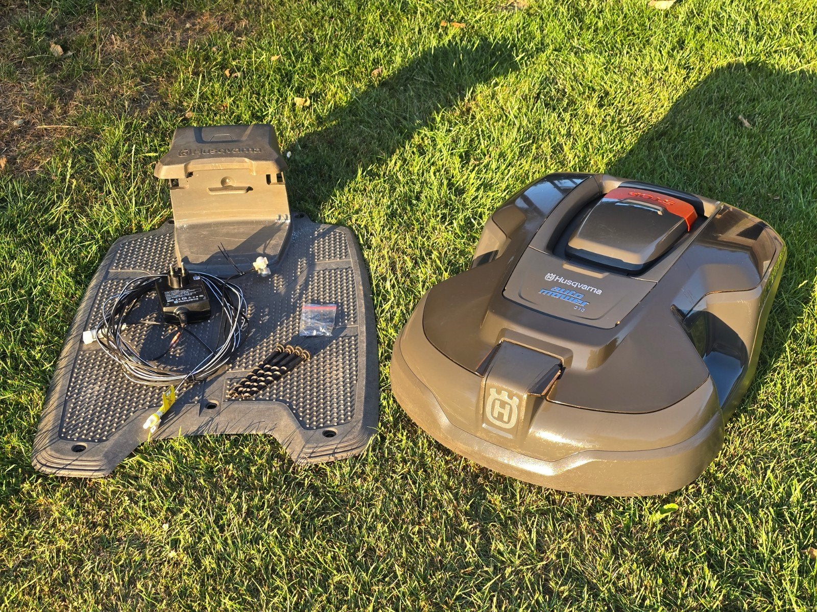 Tondeuse à gazon robotique Husqvarna Automower 310 1000m2 en, Jardin & Terrasse, Enlèvement, Utilisé, Husqvarna