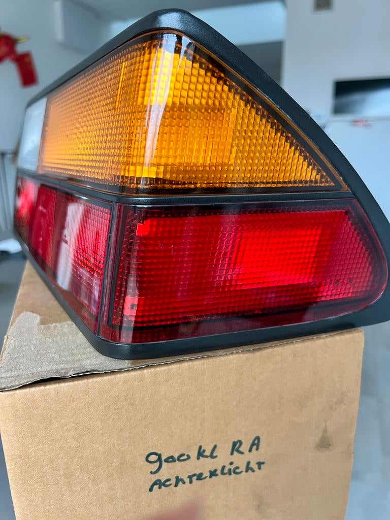SAAB Rechter achterlicht 900 classic Cabrio 1986-1993, Auto-onderdelen, Ophalen of Verzenden, Gebruikt, Saab