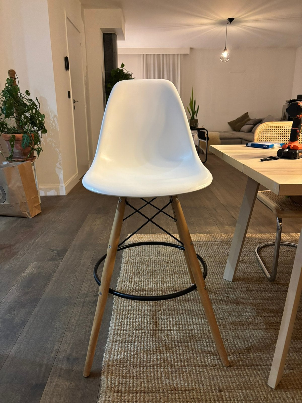 Barkrukken Vitra Eames look, Met voetsteun, 60 tot 90 cm, Zo goed als nieuw, 2 krukken