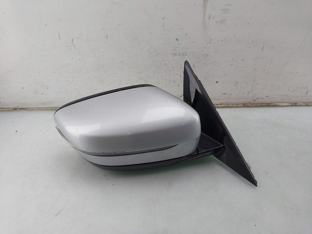 RETROVISEUR EXTERIEUR DROIT BMW 5 serie Touring (G31), Utilisé, BMW, Petuelring 130
80809  München, DE, Bayerische Motoren Werke AG