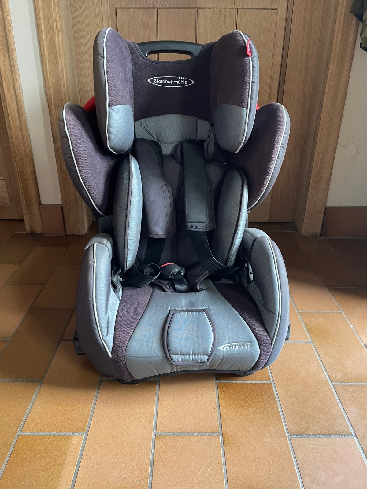 Autostoel Storchenmühle 9 tot 18 kg, Kinderen en Baby's, Ophalen, Zo goed als nieuw, Autogordel