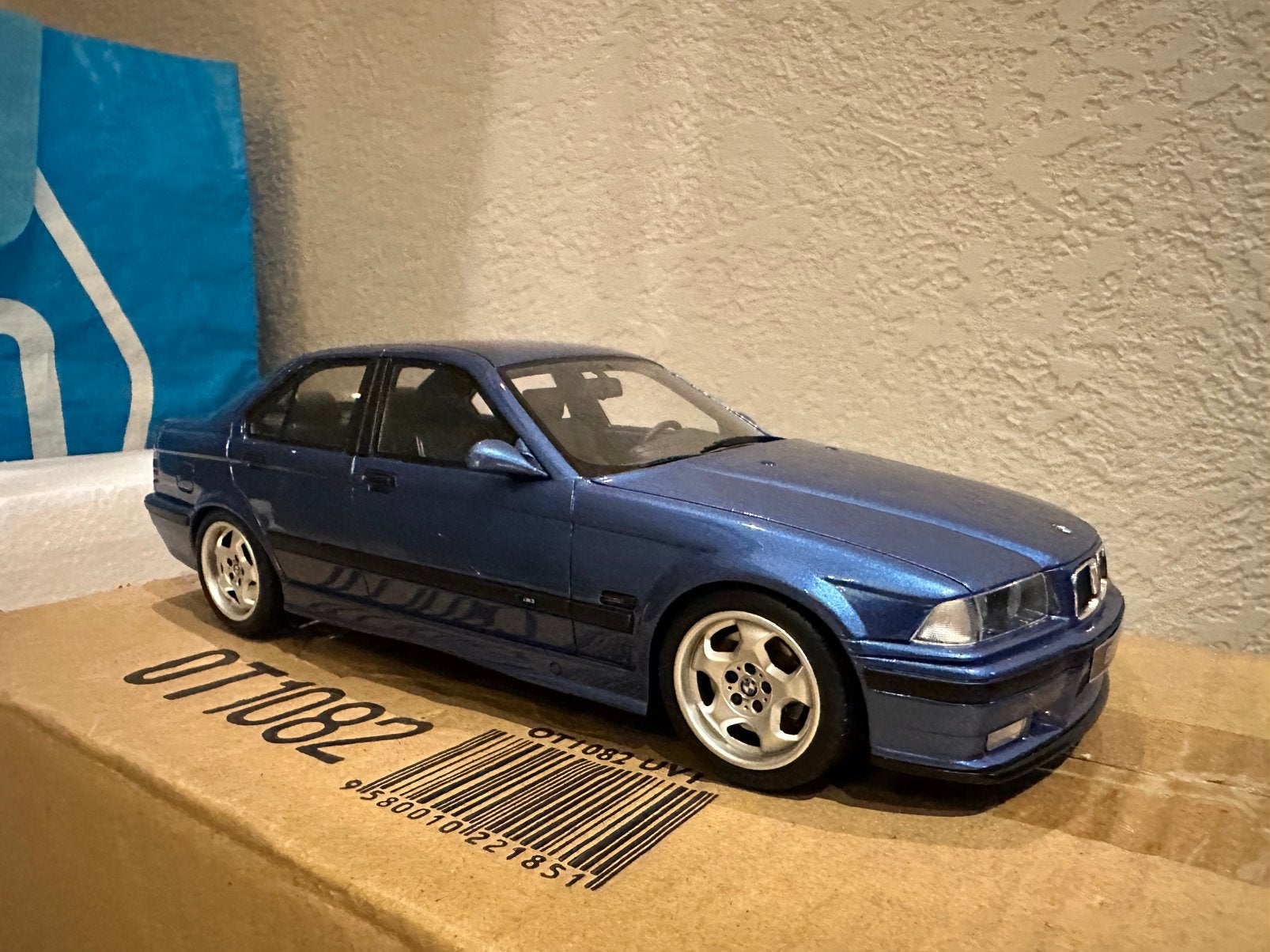1/18 BMW M3 (E36) - OttoMobile, Enlèvement ou Envoi, Comme neuf