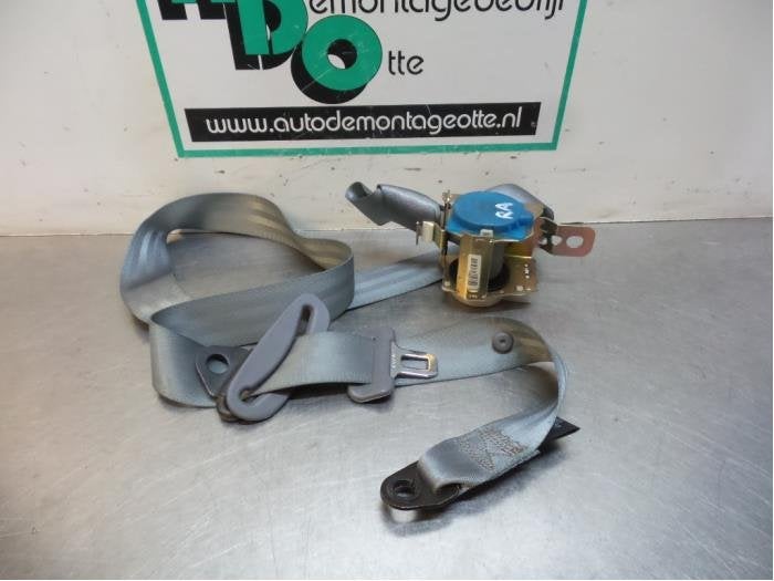 Ceinture de sécurité arrière droite d'un Hyundai Getz (Ge, -, 3 mois de garantie, Utilisé, Hyundai
