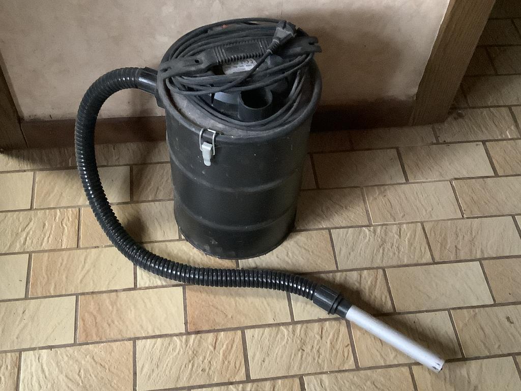 Aszuiger, Elektronische apparatuur, Stofzuigers, Ophalen, Gebruikt, Reservoir, Overige typen