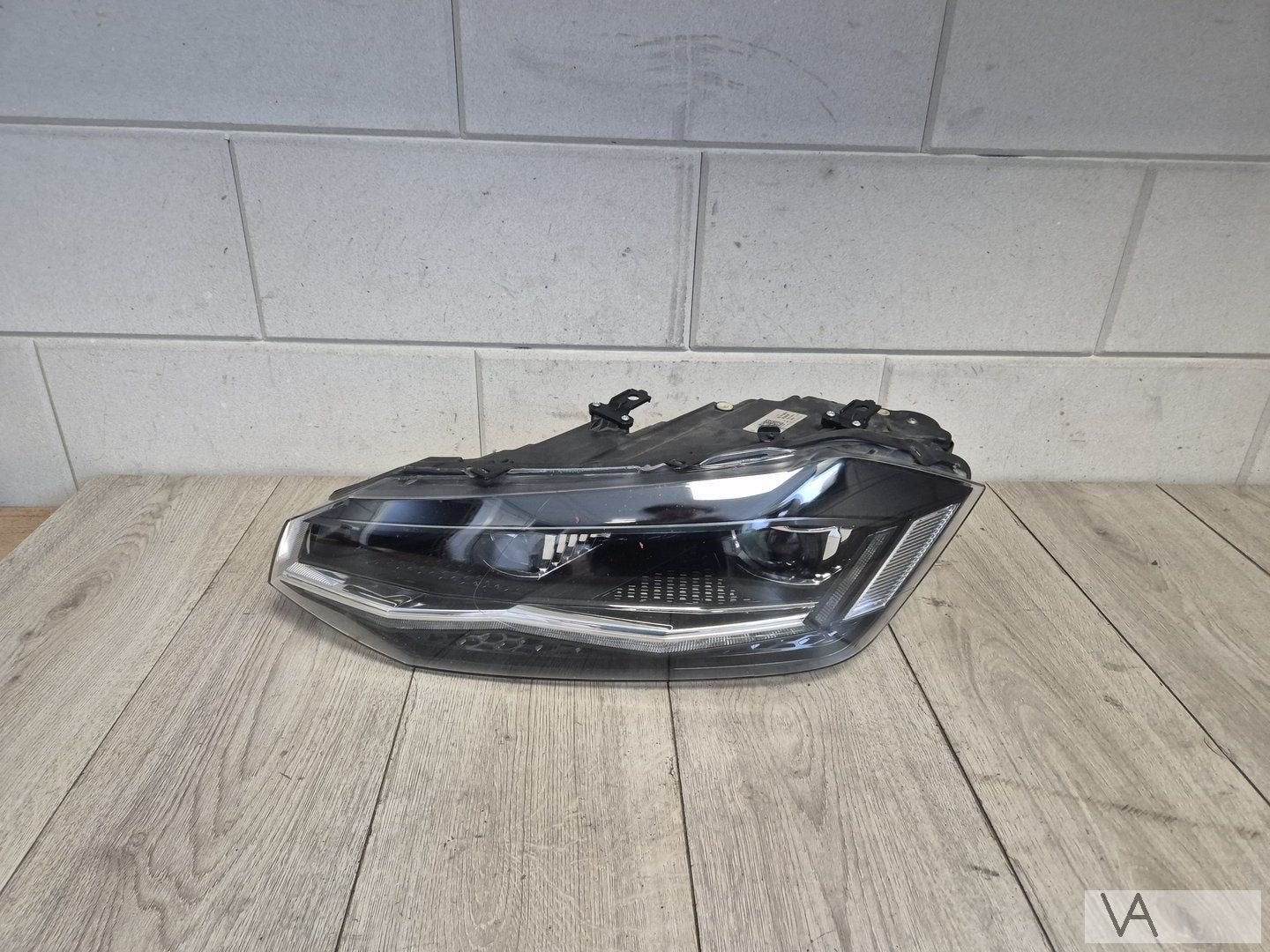 Koplamp links LED van VW Polo 2g 2017 - 2024 2g1941035b €200, Gebruikt, -, Volkswagen, -