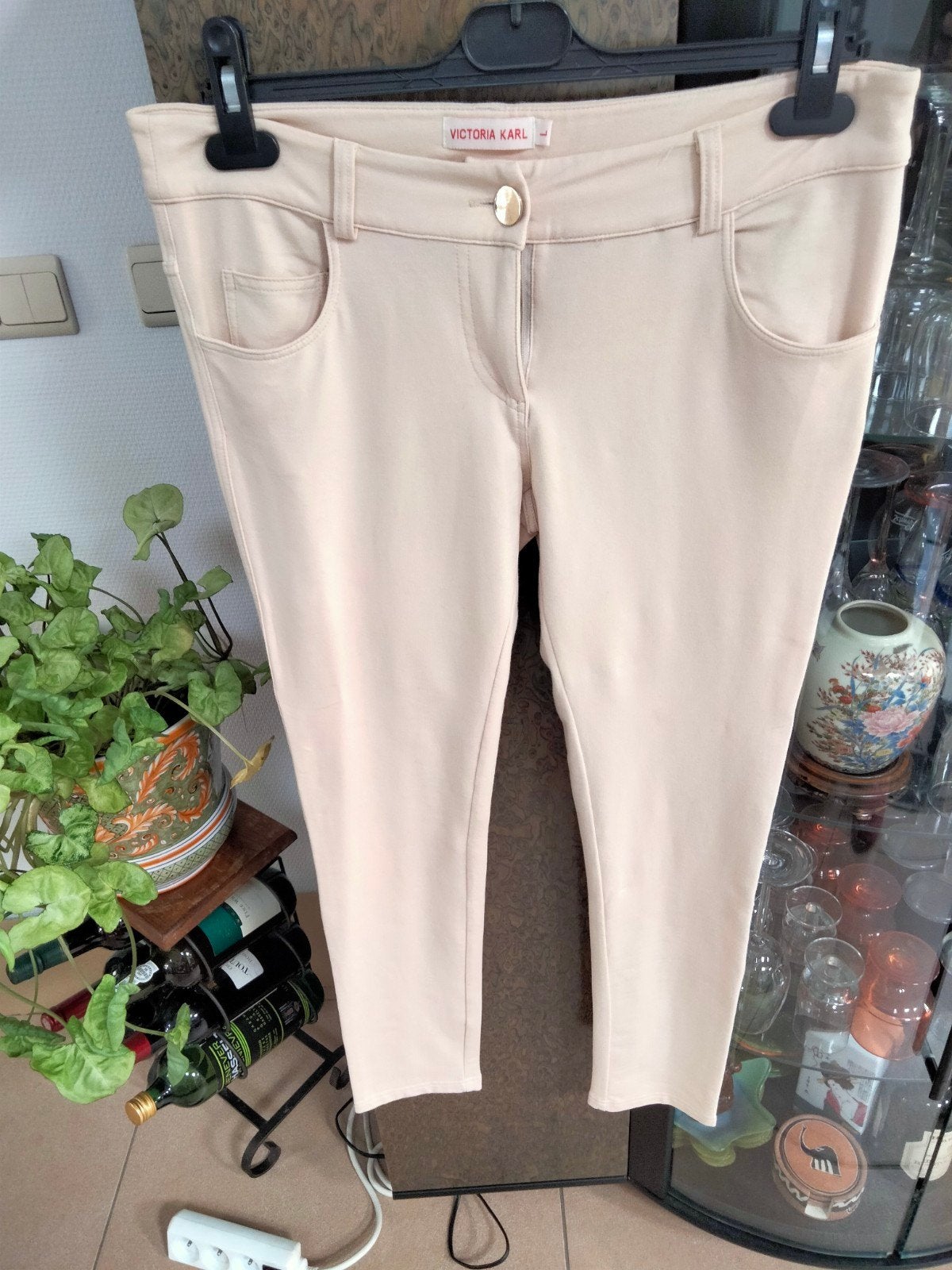 Victoria Karl smalle broek.Maat 40., Vêtements | Femmes, Culottes & Pantalons, Enlèvement ou Envoi, Taille 38/40 (M)
