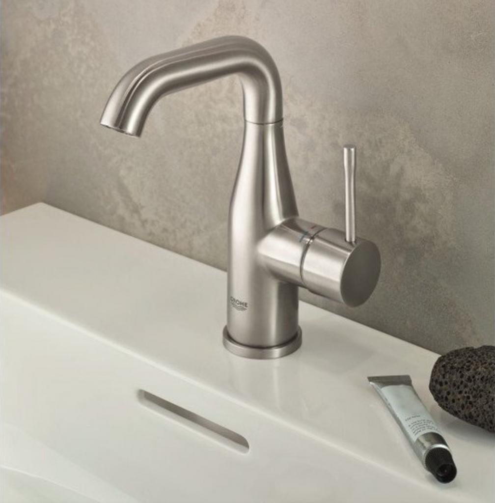 Robinet de lavabo Grohe Essence, taille moyenne, SuperSteel, Bricolage & Construction, Enlèvement ou Envoi, Comme neuf, Chrome