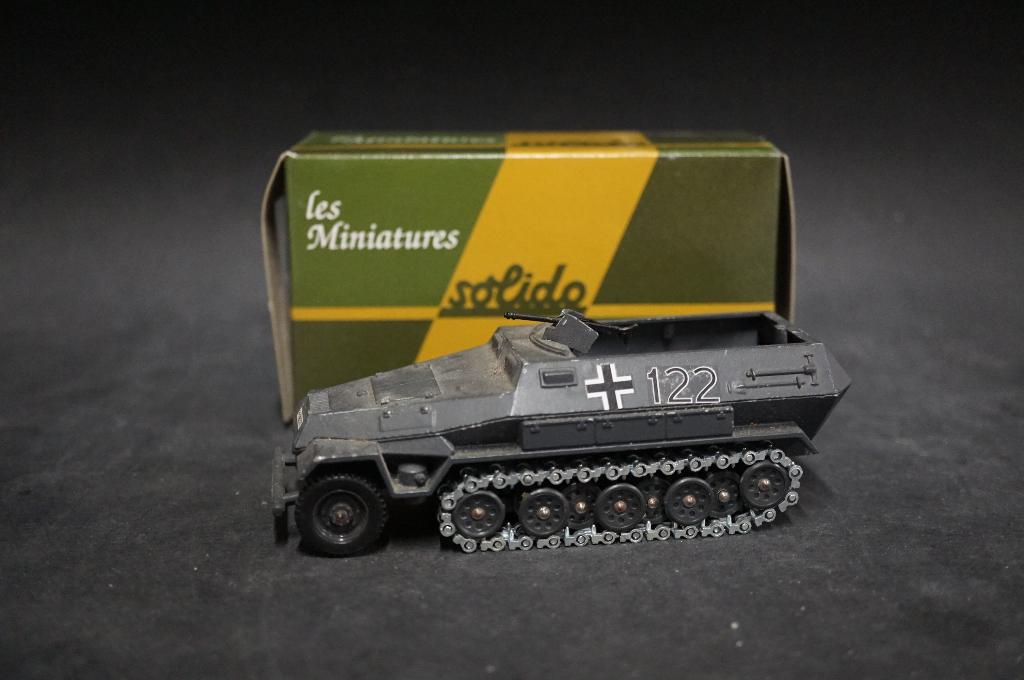 Solido Duitse Hanomag half track - 1/50 - TOP, Hobby en Vrije tijd, Modelauto's | 1:50, Ophalen of Verzenden, Zo goed als nieuw