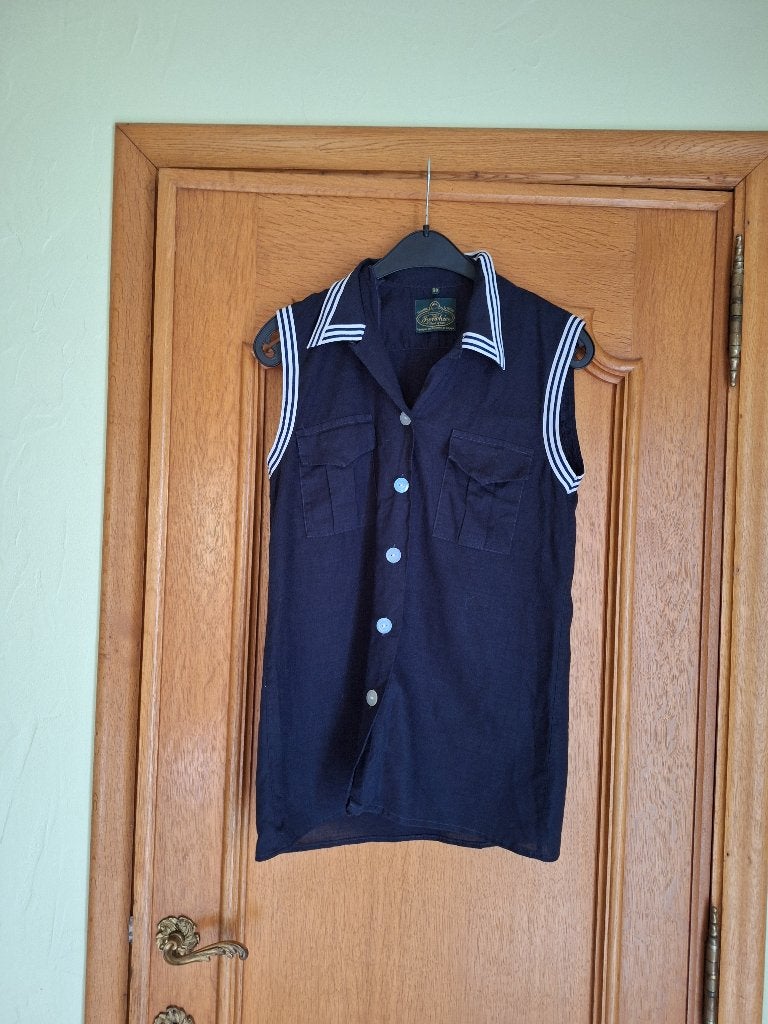 chemisier sans manches marine - Frenchie - taille 38, Kleding | Dames, Blouses en Tunieken, Blauw, Zo goed als nieuw, Frenchies