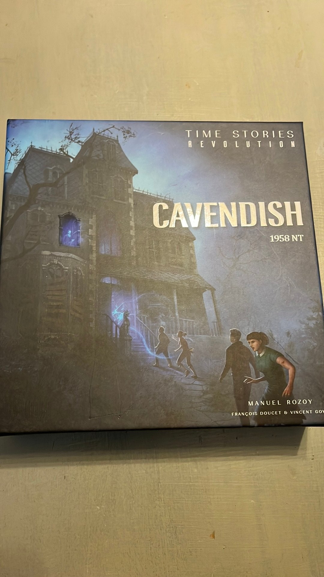 Gezelschapsspel time stories revolution cavendish, Hobby en Vrije tijd, Gezelschapsspellen | Overige, Ophalen of Verzenden, Zo goed als nieuw