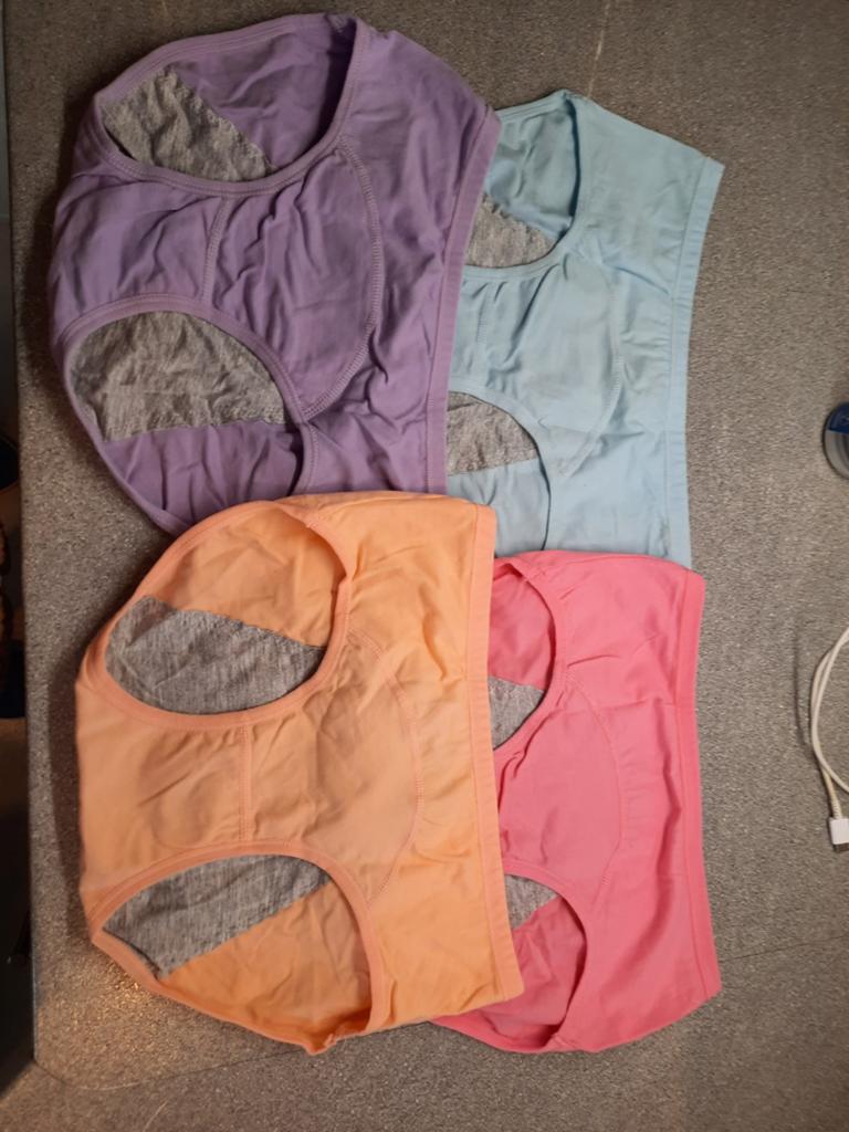Menstruatie slips, Ophalen of Verzenden
