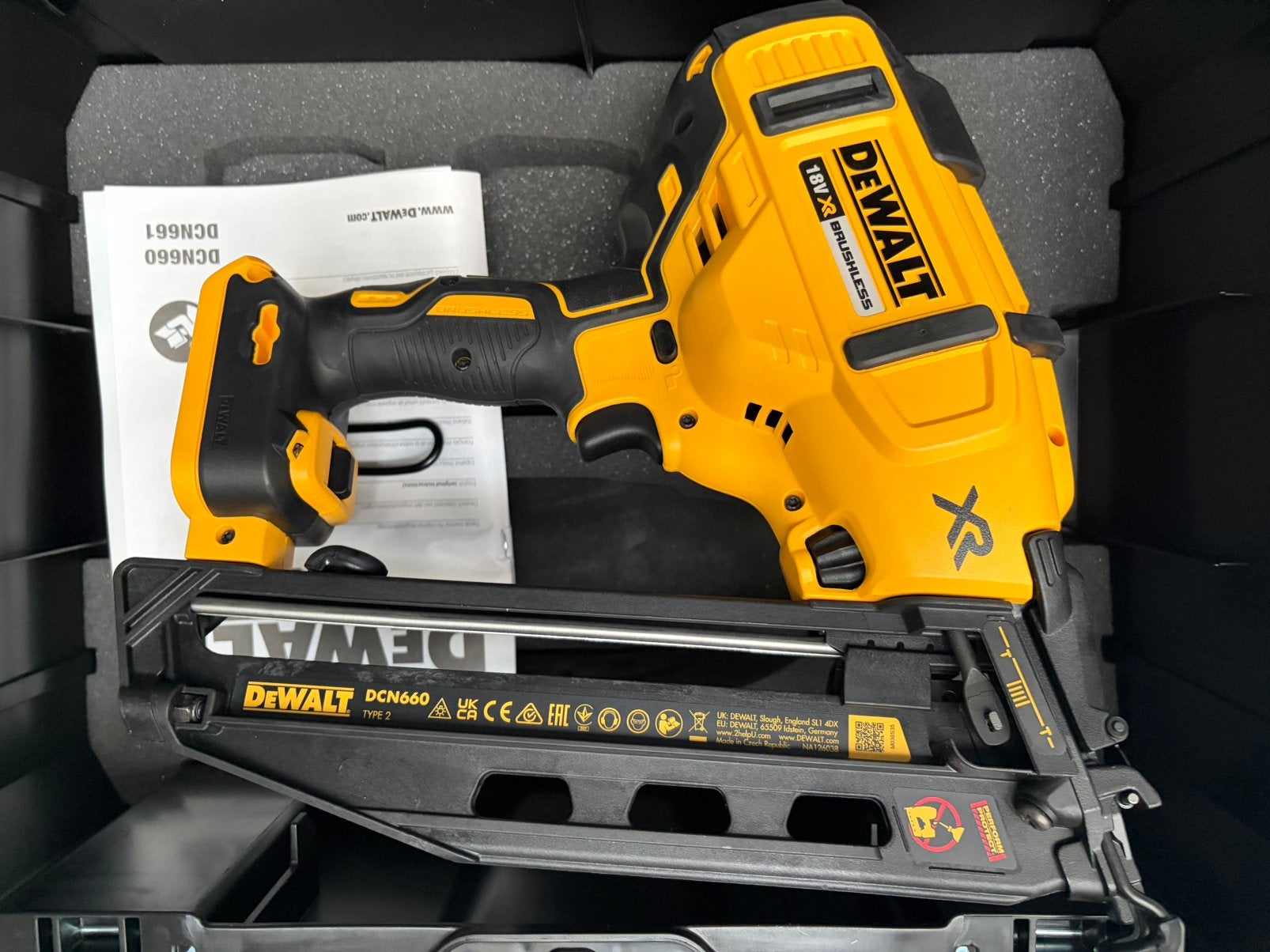 Cloueur finition Dewalt 18V DCN660NT NEUF, Enlèvement ou Envoi, Neuf