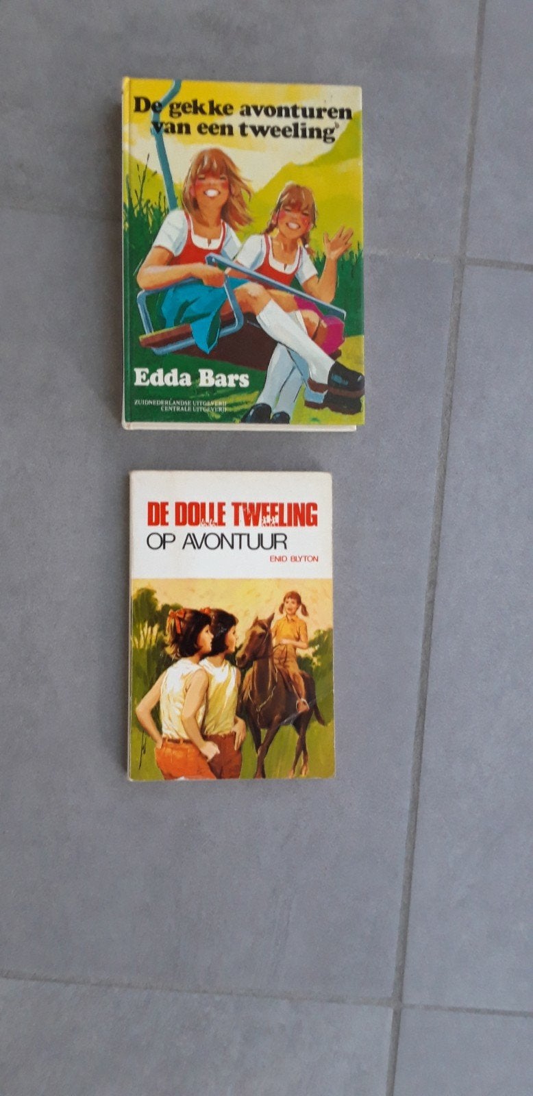 Jeugdboeken,  De dolle tweeling , 3€ per stuk, Ophalen, Zo goed als nieuw