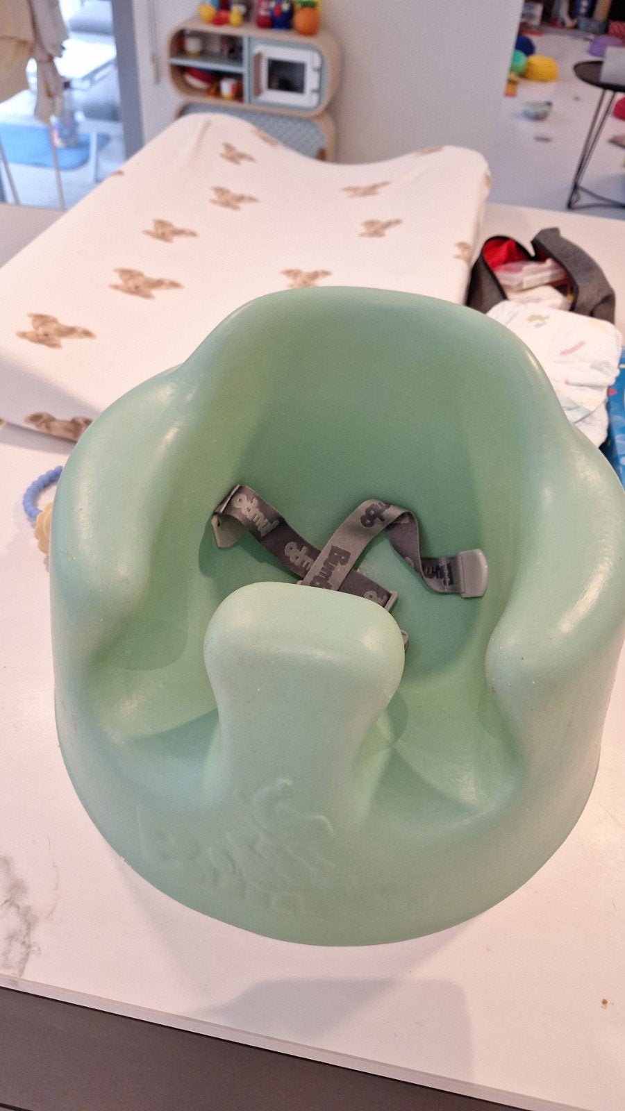 Kinderzitje Bumbo, Ophalen