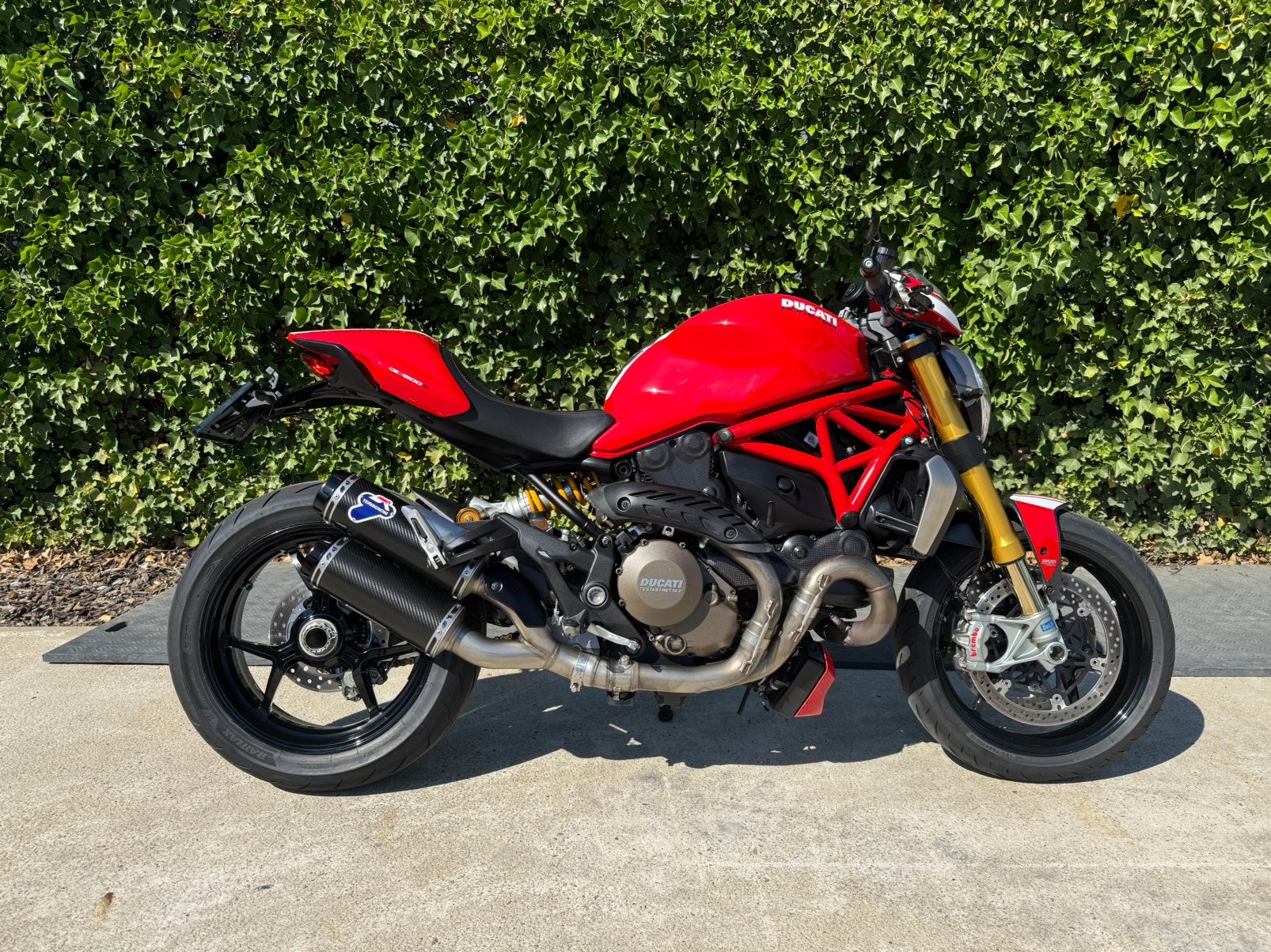 Ducati Monster 1200S, Motoren, 2 cilinders, ABS, 1198 cc, Bedrijf