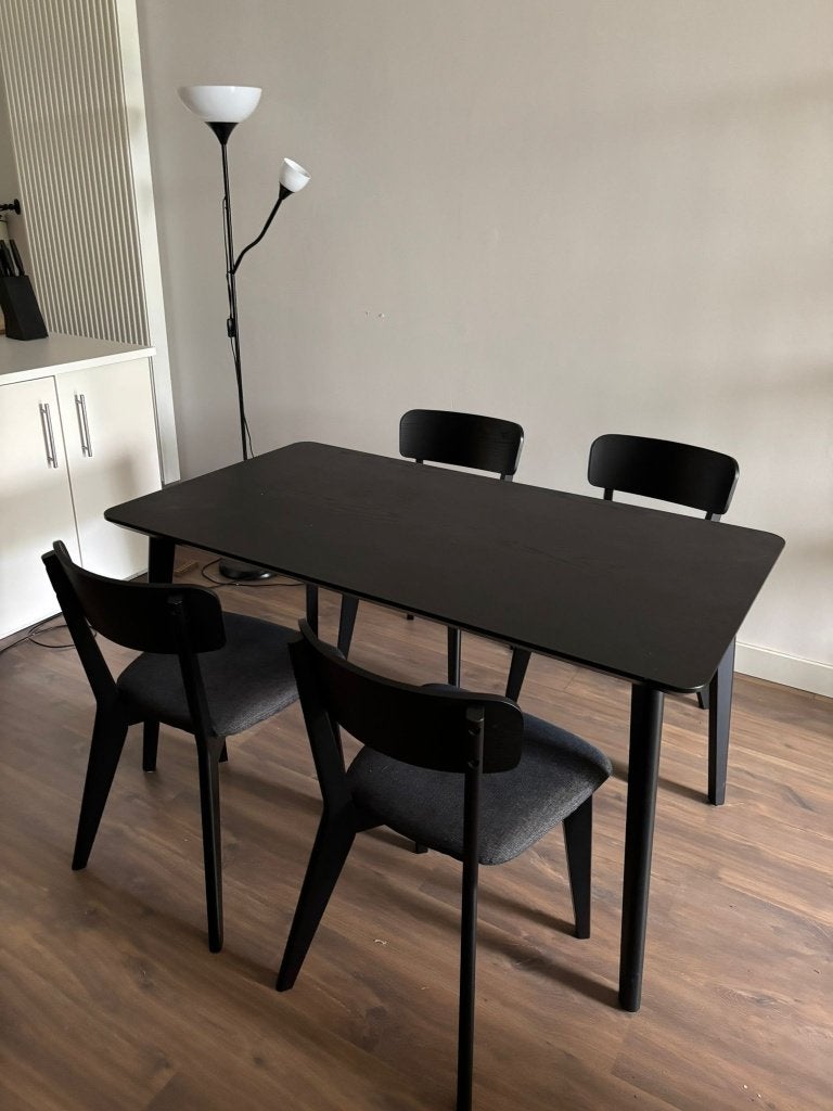 Tafel met vier stoelen (LISABO), Ophalen, Kunststof, 100 tot 150 cm, 50 tot 100 cm