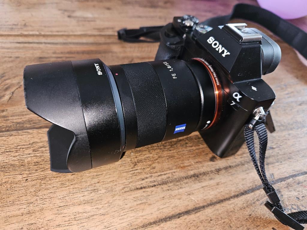 Sony A7 met 3 lenzen (zeiss FE 55mm), Slechts 5.625 kliks!, Ophalen, Zo goed als nieuw, Sony