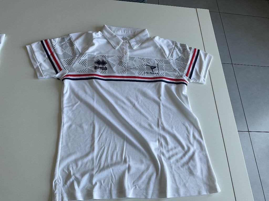 Bloes, Vêtements | Femmes, Vêtements de sport, Taille 38/40 (M), Enlèvement ou Envoi, Comme neuf, ERREA