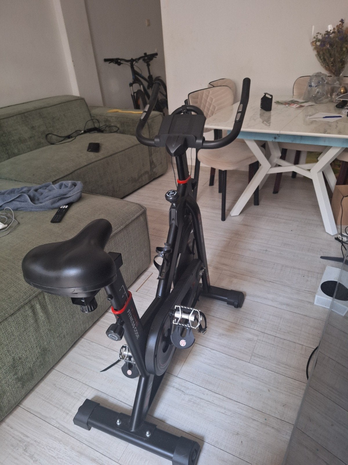 Vélo d'intérieur, Jambes, Enlèvement ou Envoi, Comme neuf, Vélo d'appartement