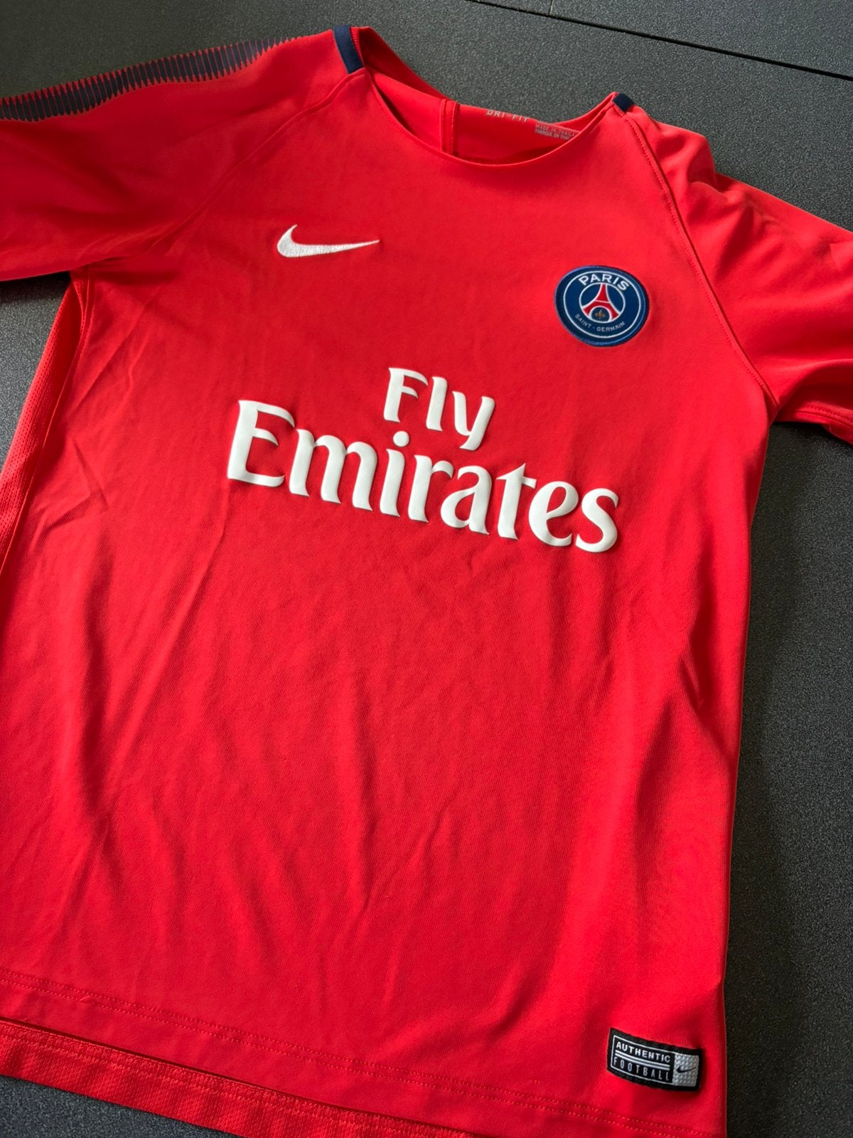 Paris Saint-Germain (PSG) 2016/2017 - Maat (158-170), Sport en Fitness, Ophalen of Verzenden, Gebruikt, Shirt