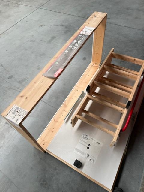 Zoldertrap, Enlèvement, Utilisé, Escalier, 2 à 4 mètres