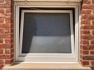 fenêtre en PVC double verre dépoli + volet, Double vitrage, Comme neuf, Fenêtre de façade ou Vitre, Enlèvement