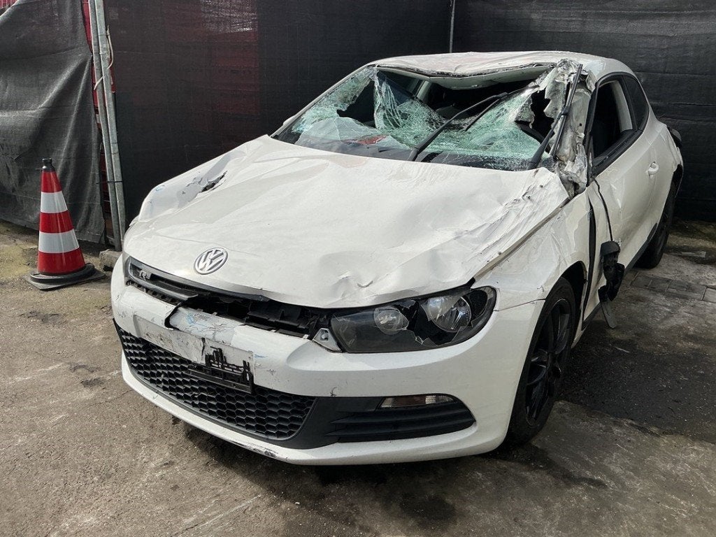 MOTEUR + TRINGLERIE ESSUIE GLACE AVANT (|1K8955023K|), Volkswagen, Volkswagen AG, Utilisé, Kundenbetreuung@volkswagen.de