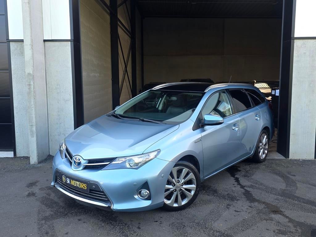 Auris Hybrid Pano Leder Camera €55 BIV Full Option Garantie, Euro 6, 4 cilinders, Blauw, https://public.car-pass.be/vhr/756a2ff8-5468-4cd5-a10b-13adf822517a