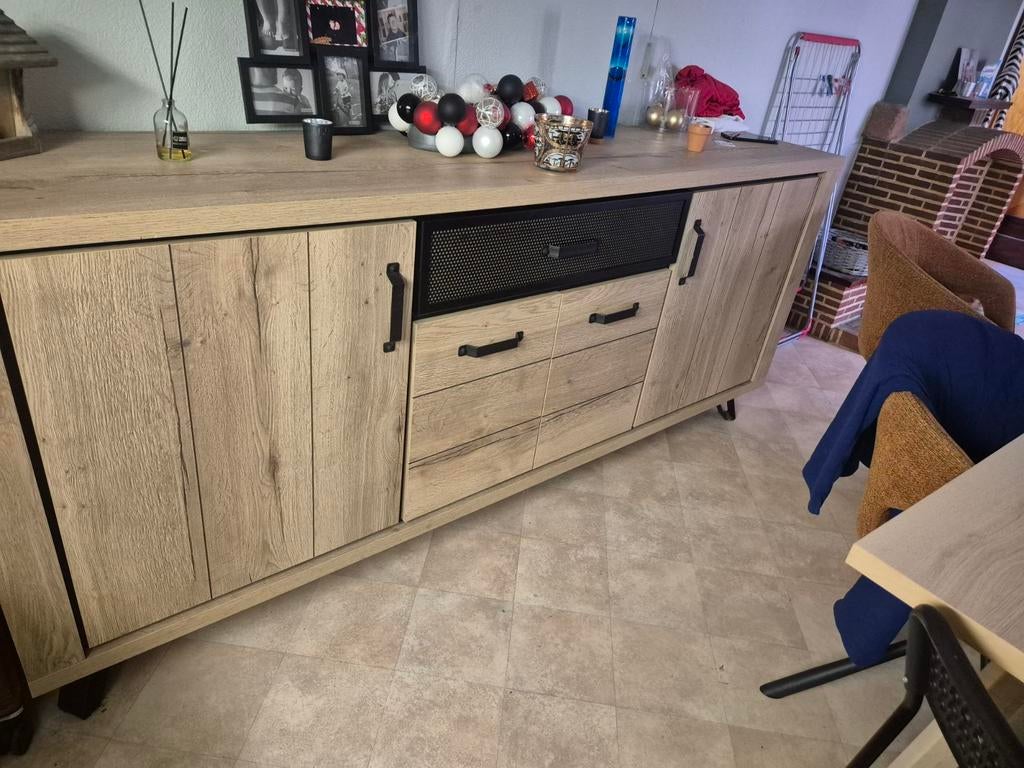 2 buffet a vendre etat impeccable, Enlèvement