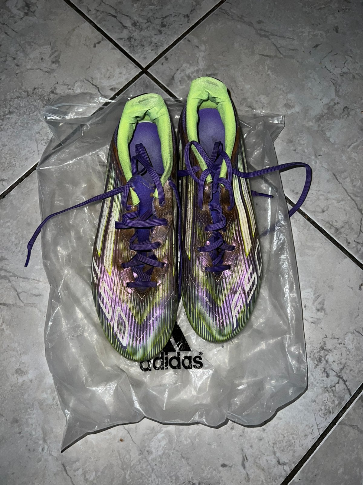 Chaussures de football Adidas taille 42, Adidas, Utilisé, Envoi, Autres types