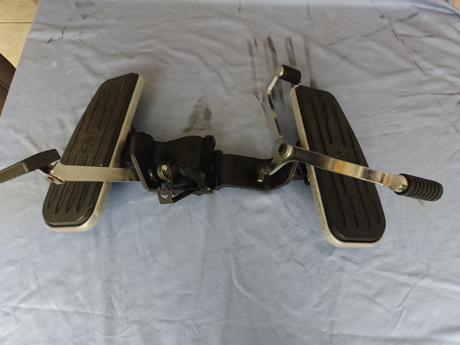 set floorboords Yamaha dragstar 1100 classic, Enlèvement ou Envoi