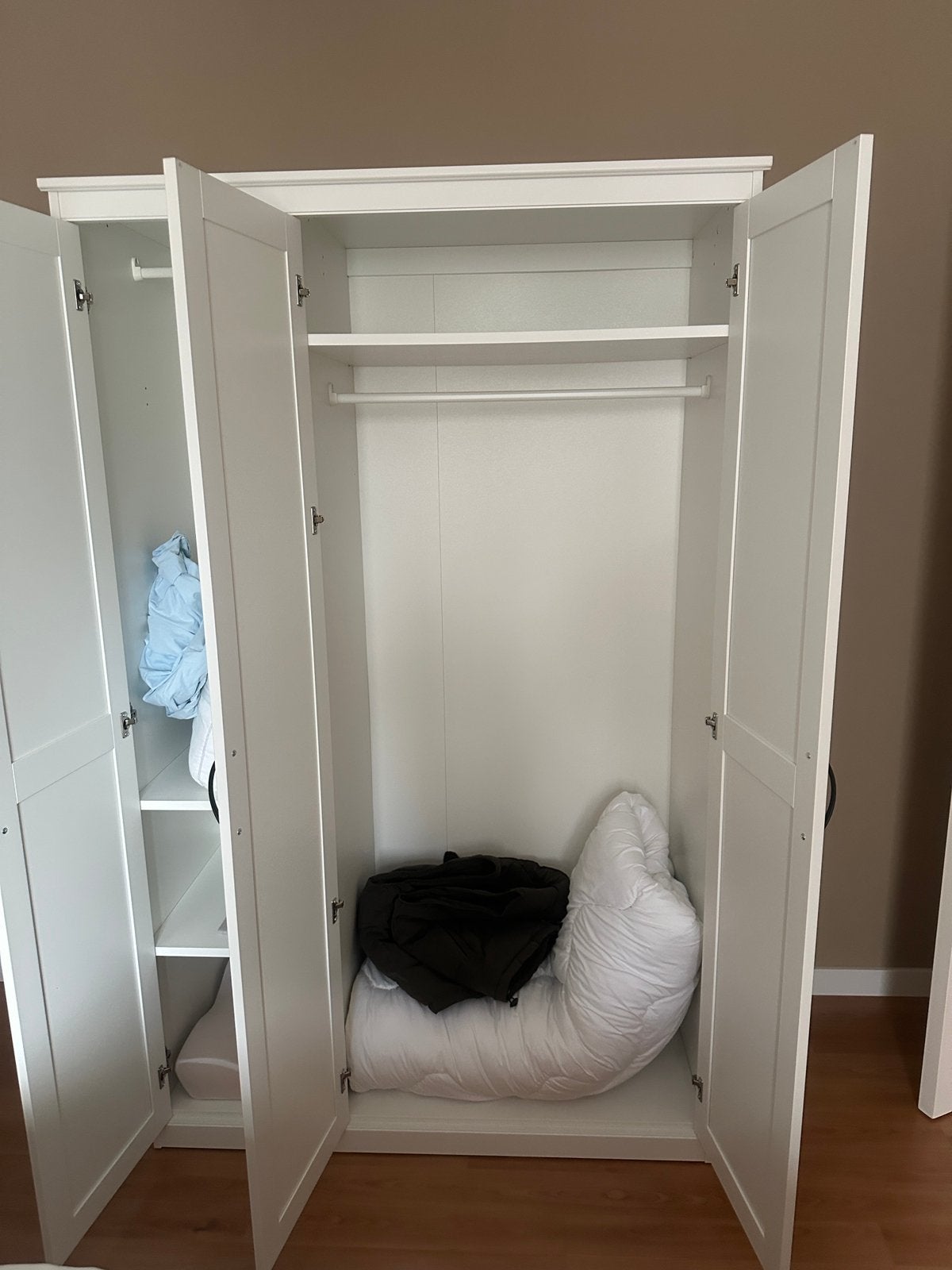 Kleine witte kleerkast, Huis en Inrichting, Ophalen, Zo goed als nieuw, 150 tot 200 cm, Overige houtsoorten