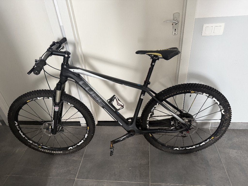 VTT - Cube Reaction Carbon 27,5" - 2016, 28 inch, Gebruikt, Vering, 10 tot 15 versnellingen