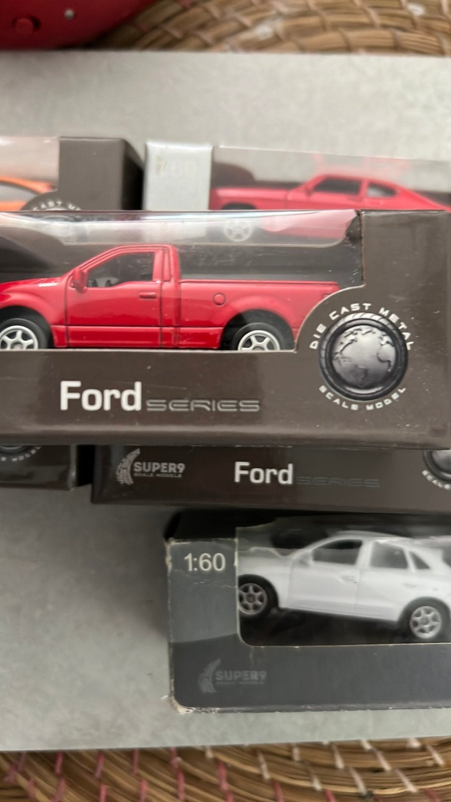 Mniniatuur auto s  1:60, Enlèvement ou Envoi, Neuf, Voiture