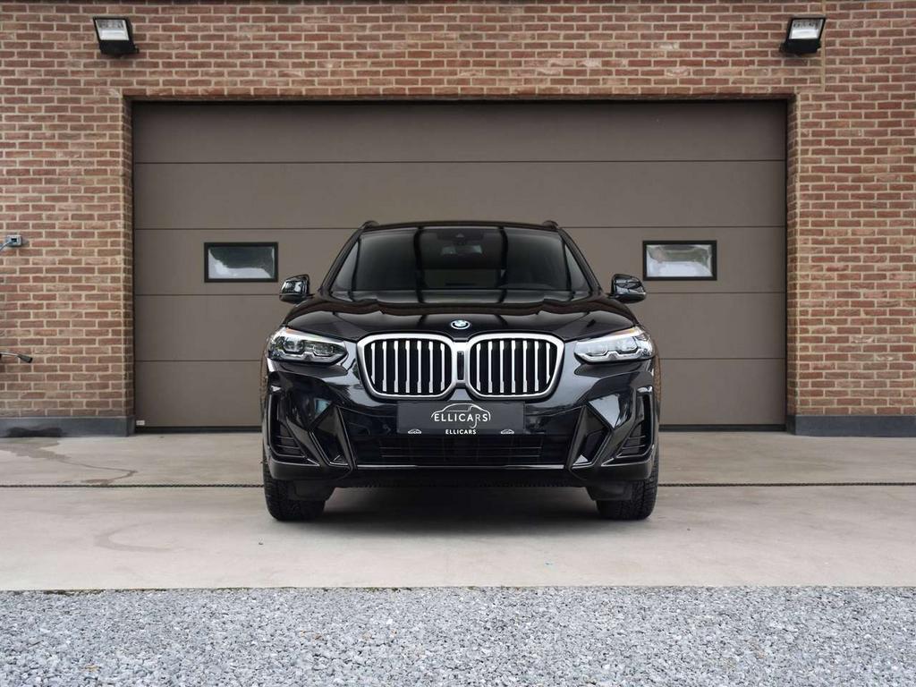BMW X3 2.0iAS xDrive30e PHEV M PACK / CARPLAY / CAMERA / LE, 1998 cc, 0 min, 292 pk, Zwart