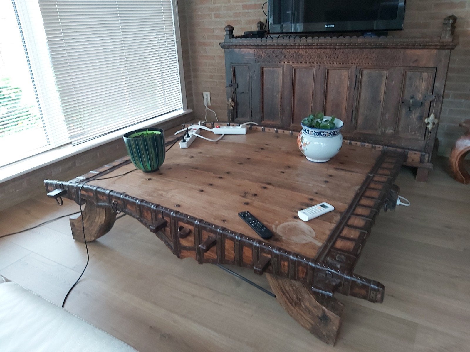 grote salontafel ( Indisch), Antiek en Kunst, Ophalen