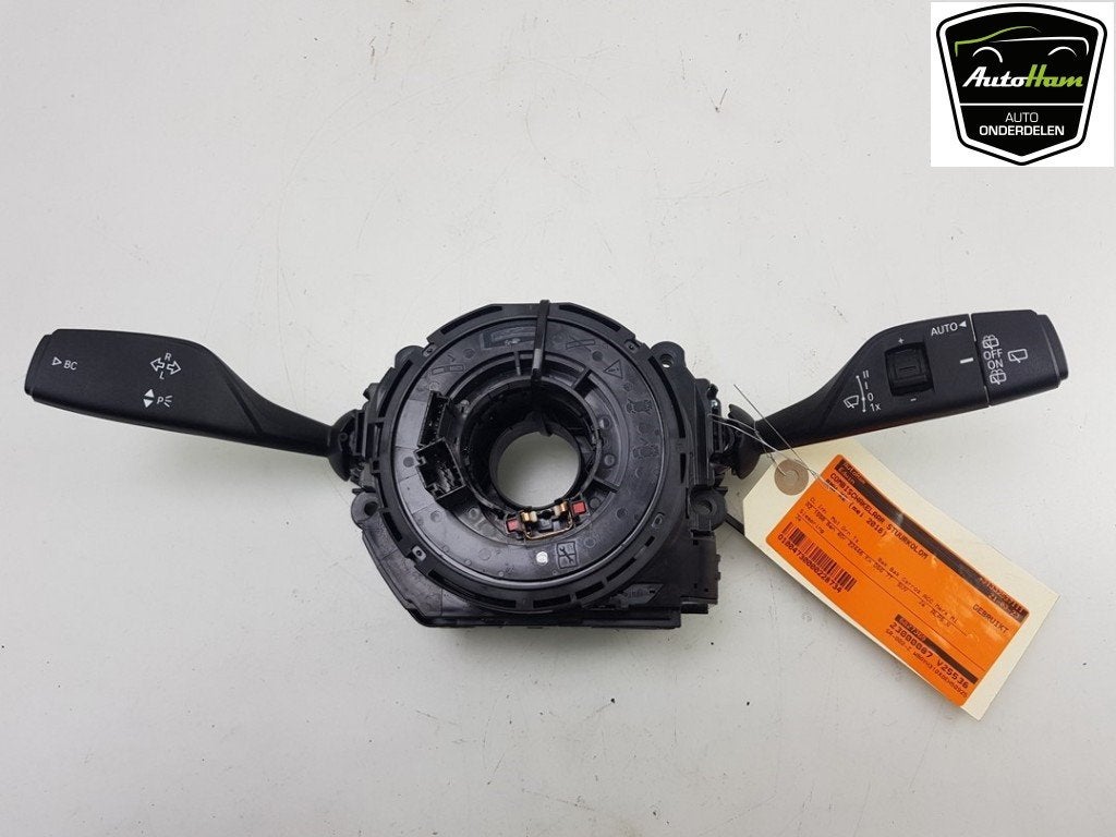 COMBINE COMMODO X2 (F39) (|4216268|6827369|61316827369|), Utilisé, BMW, Petuelring 130
80809  München, DE, Bayerische Motoren Werke AG
