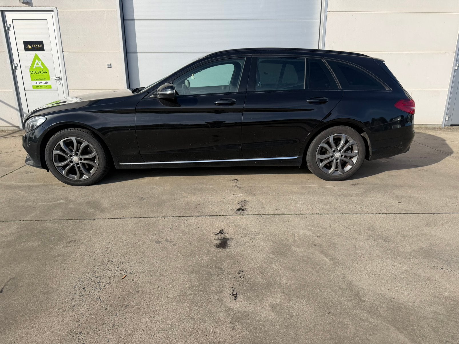 Mercedes C 180d Automaat, Auto's, Automaat, 4 cilinders, https://public.car-pass.be/vhr/7faf3412-b39f-4570-8f61-7073e88b6a7e, Zwart