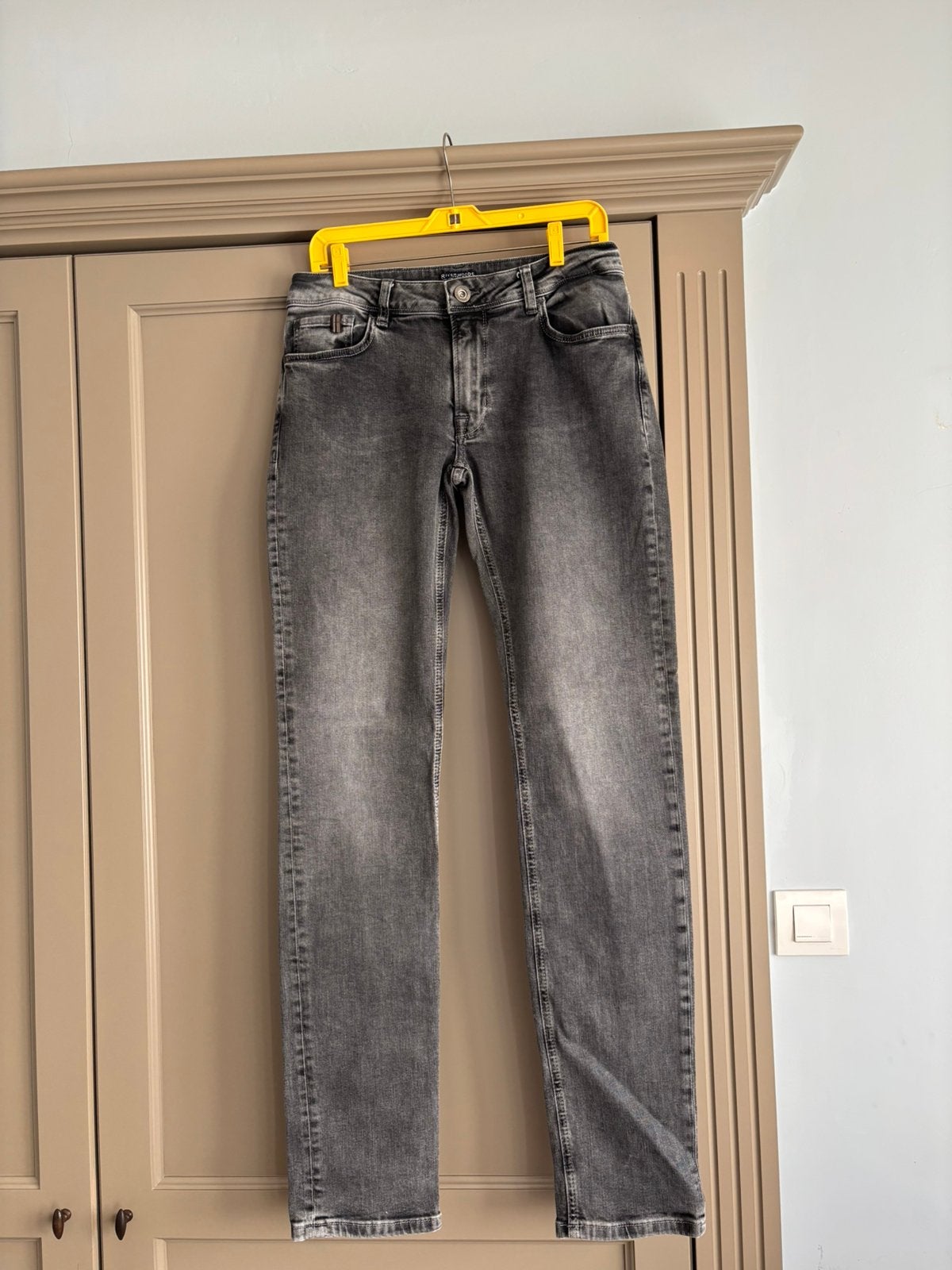 Grijze jeans River Woods, Vêtements | Hommes, Enlèvement, Porté, Gris