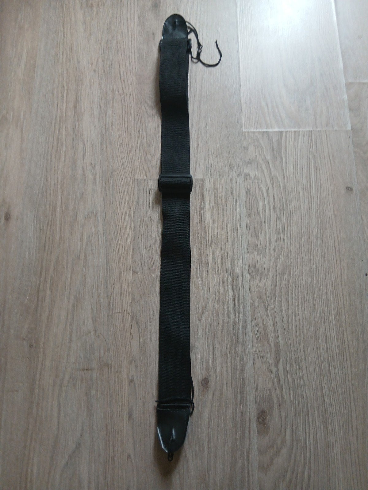 Sangle guitare noire pour guitare classique, Musique & Instruments, Enlèvement ou Envoi