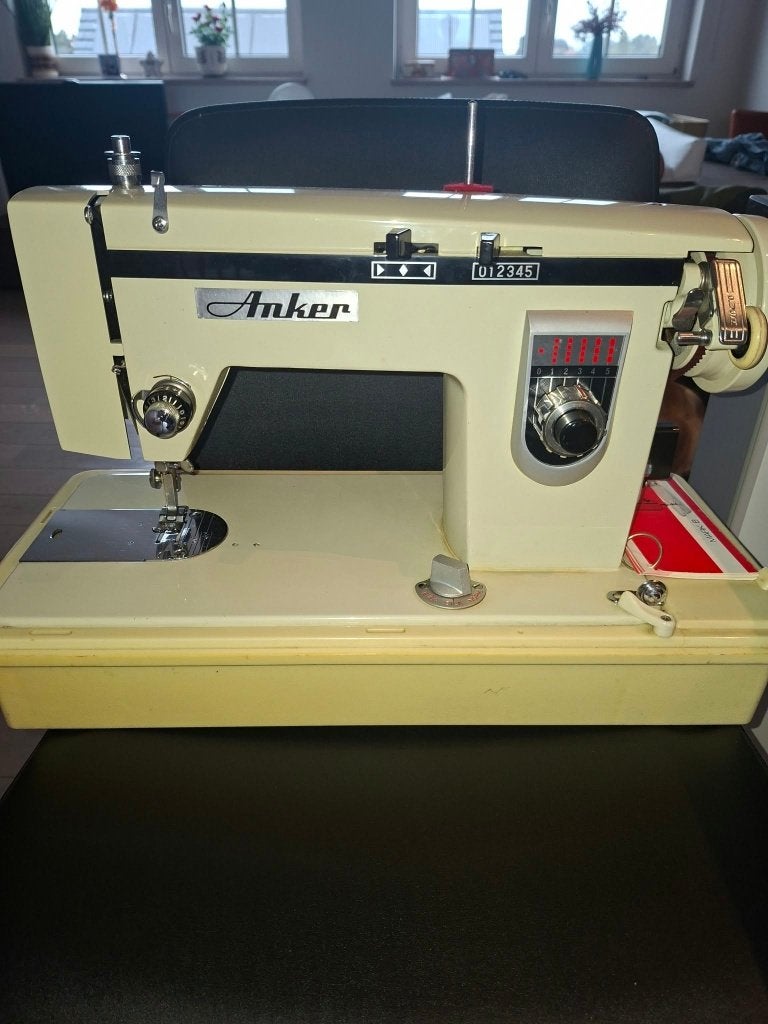 naaimachine, Ophalen, Zo goed als nieuw, Naaimachine, Overige merken