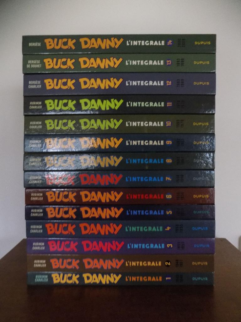 Buck Danny ~ Complete serie Integrale hardcovers 1 t/m 14, Boeken, Stripverhalen, Complete serie of reeks, Verzenden, Zo goed als nieuw