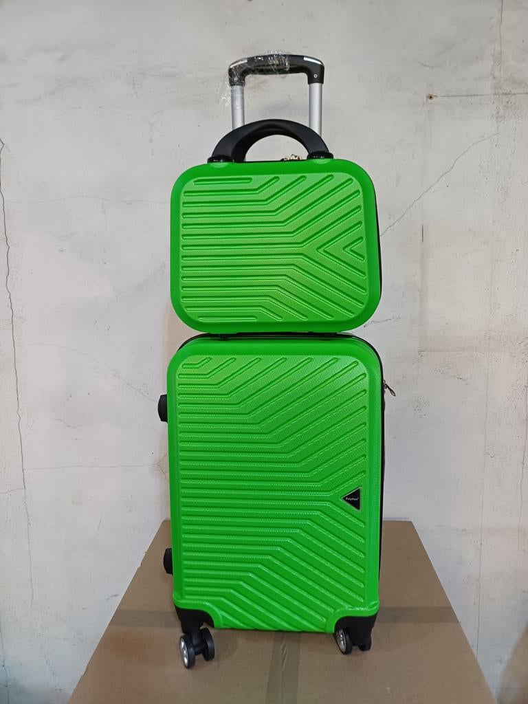 Set 2 Bagages  – Valise cabine 20” + Sac 14”
Roulettes 360, Neuf, Enlèvement ou Envoi, Plastique dur, Moins de 35 cm