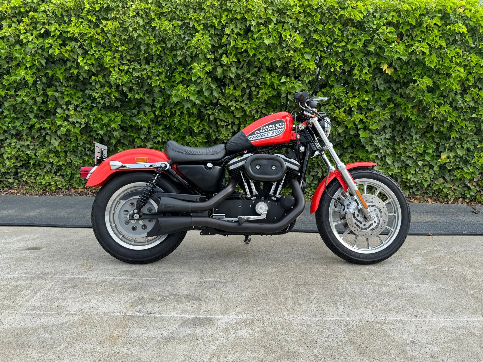 Harley Davidson Sportster 883R, Entreprise, Chopper, Transmission par cardan, 883 cm³