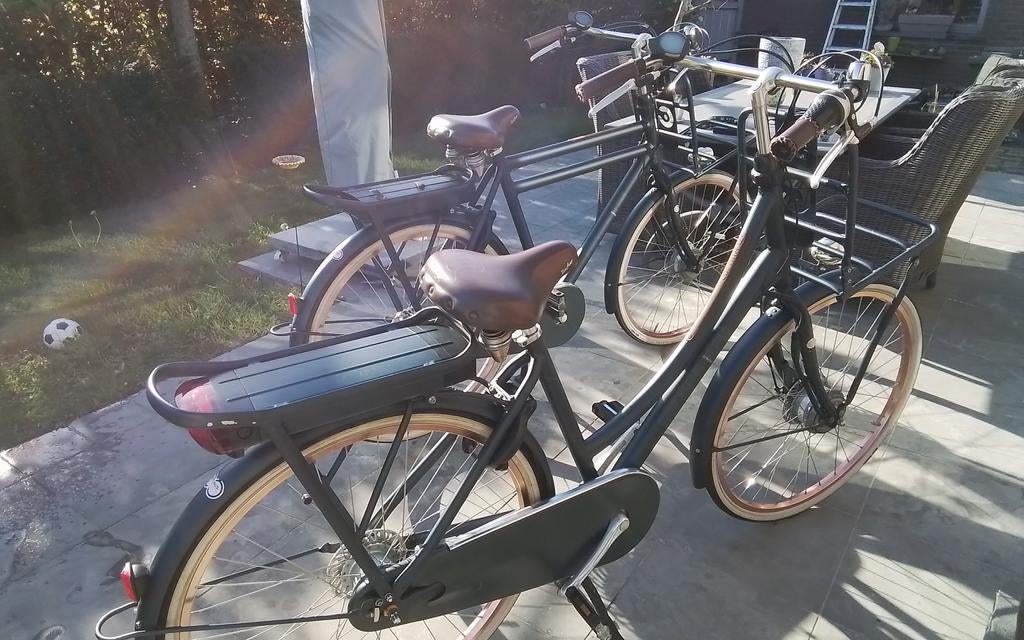 Elektrische damesfiets en herenfiets cortina, Fietsen en Brommers, Ophalen, Cortina