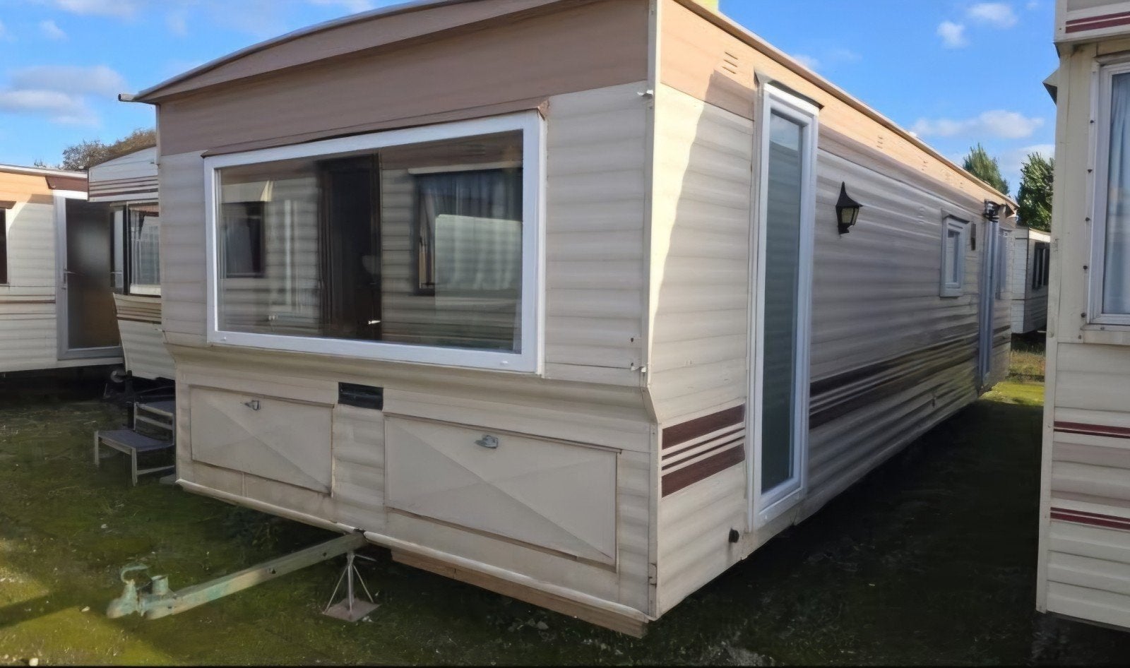 Stacaravan DG in snelverkoop 4.250€ 🚚 inclusief !!!