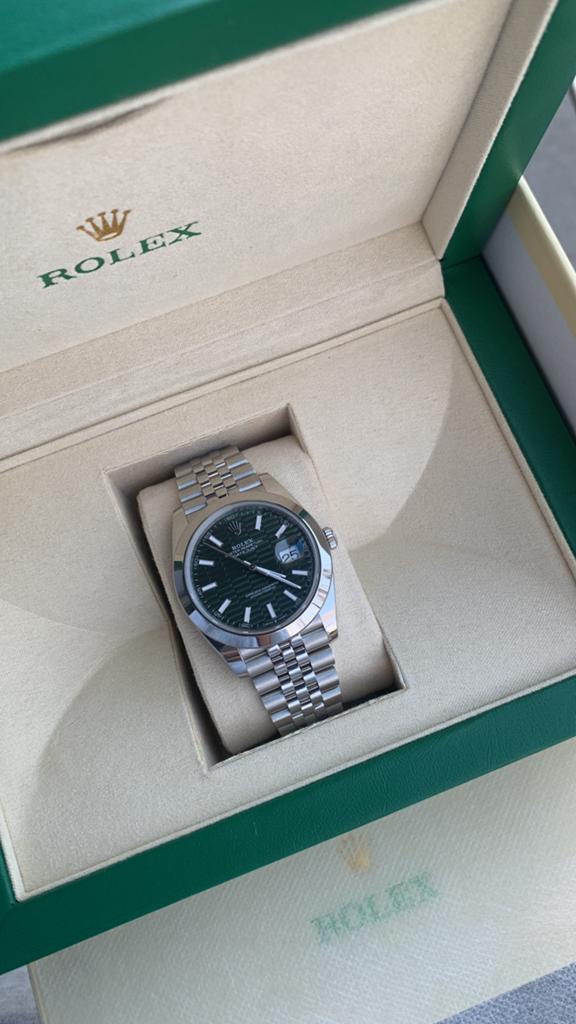 Heren horloge tekoop, Handtassen en Accessoires, Horloges | Heren, Ophalen, Zo goed als nieuw